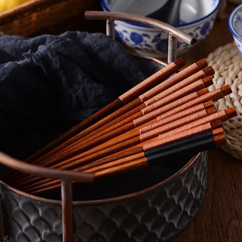 baguettes japonaises en bois laque artisanales