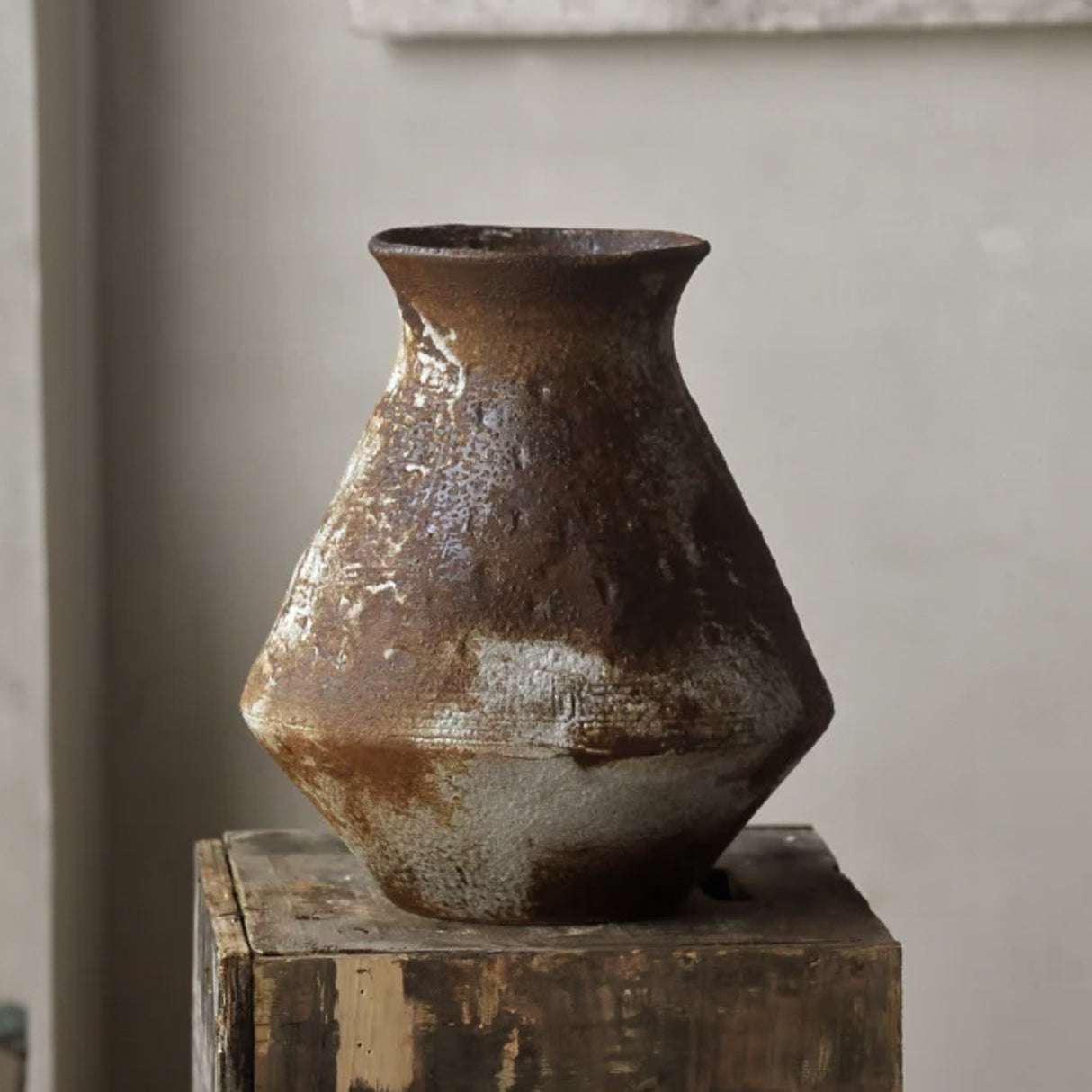 Very old style Japanese vase