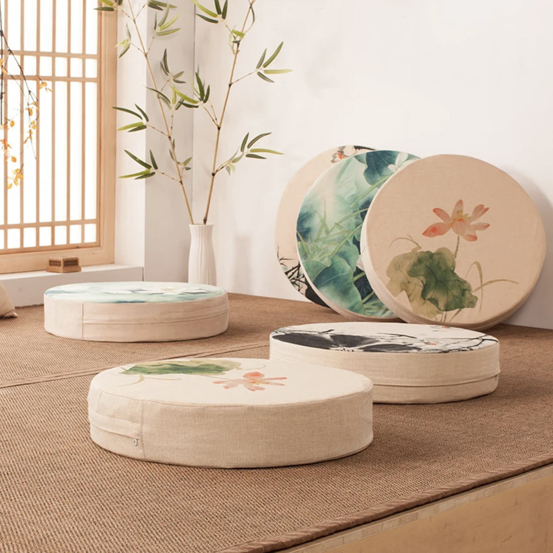 Coussin japonais à fleurs