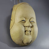Masque japonais en bois Okame (masque décoratif)