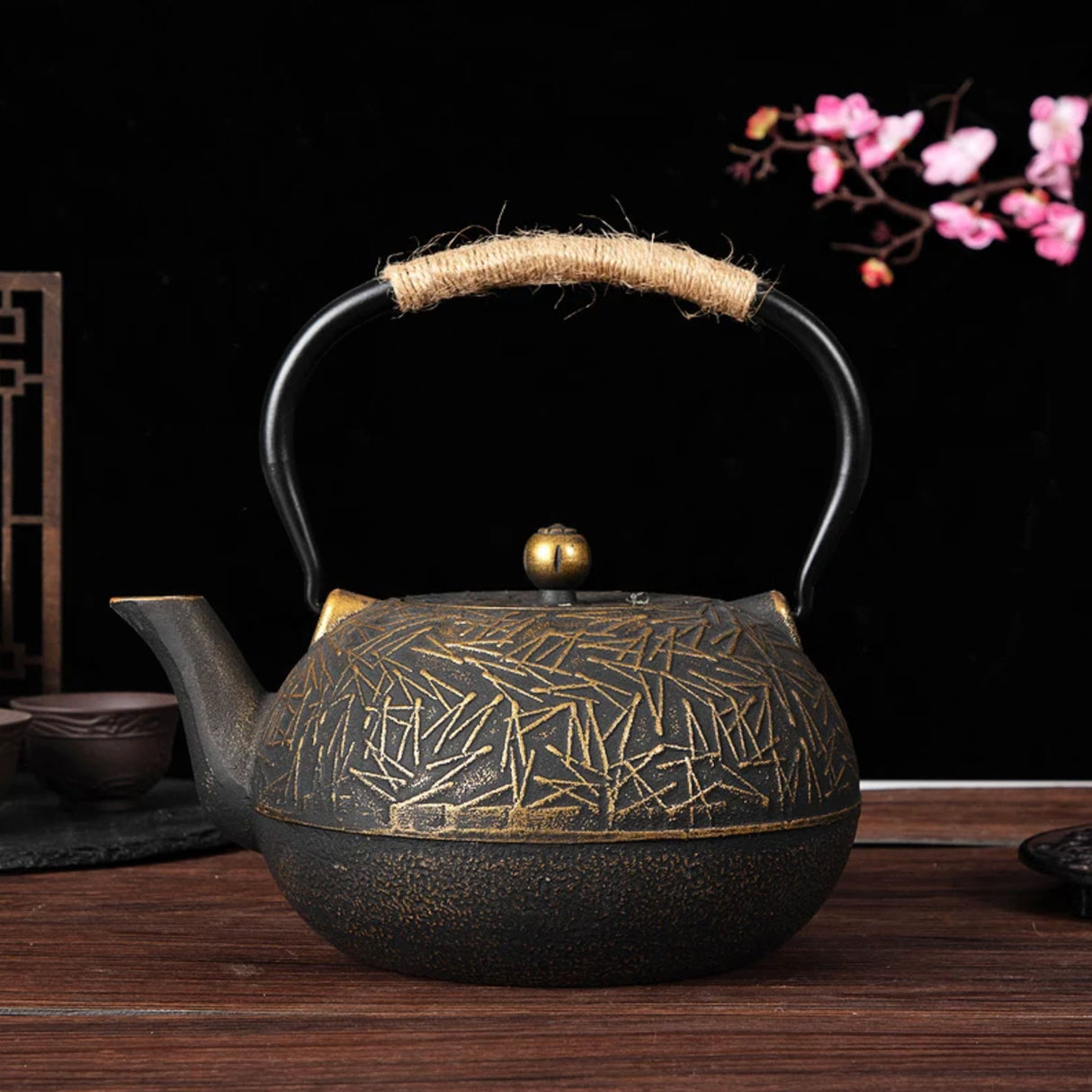 Théière japonaise en fonte ronde style ancien