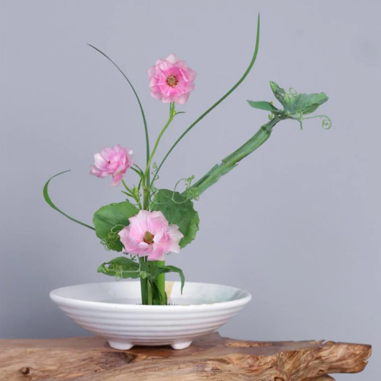 White round ikebana moribana vase