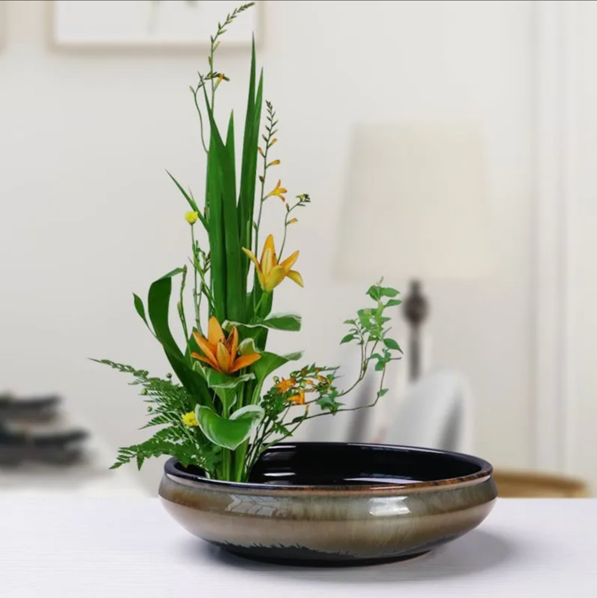 Round ikebana moribana vase