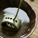 Support en céramique pour ikebana (alternative kenzan)