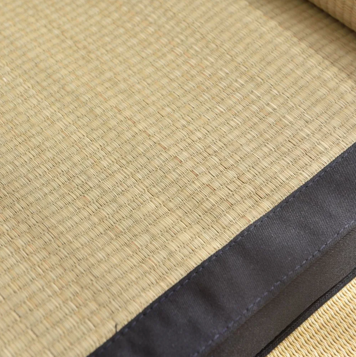 Zabuton en tatami carré