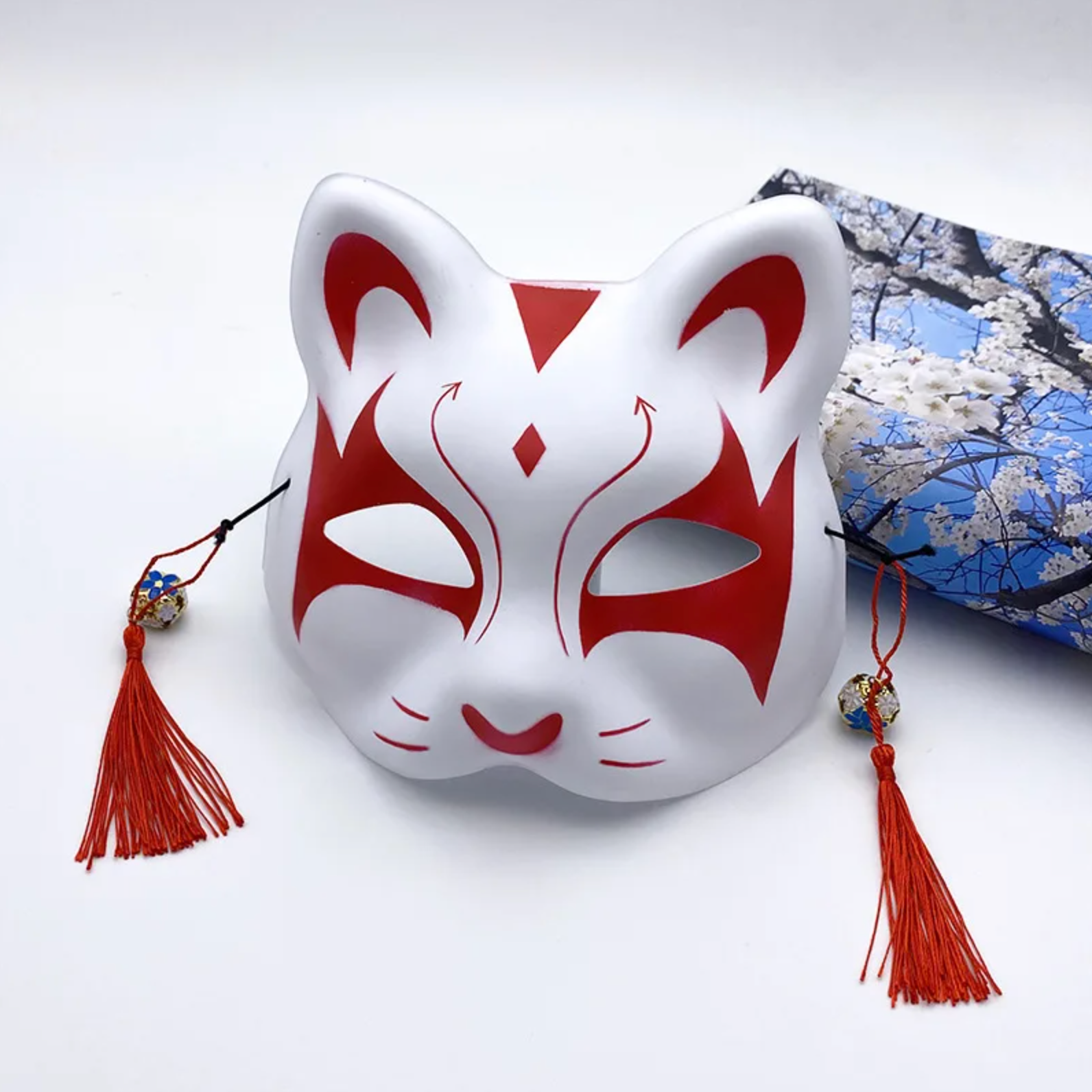 Masque Japonais Chat Rouge Et Blanc – Au Coeur Du Japon