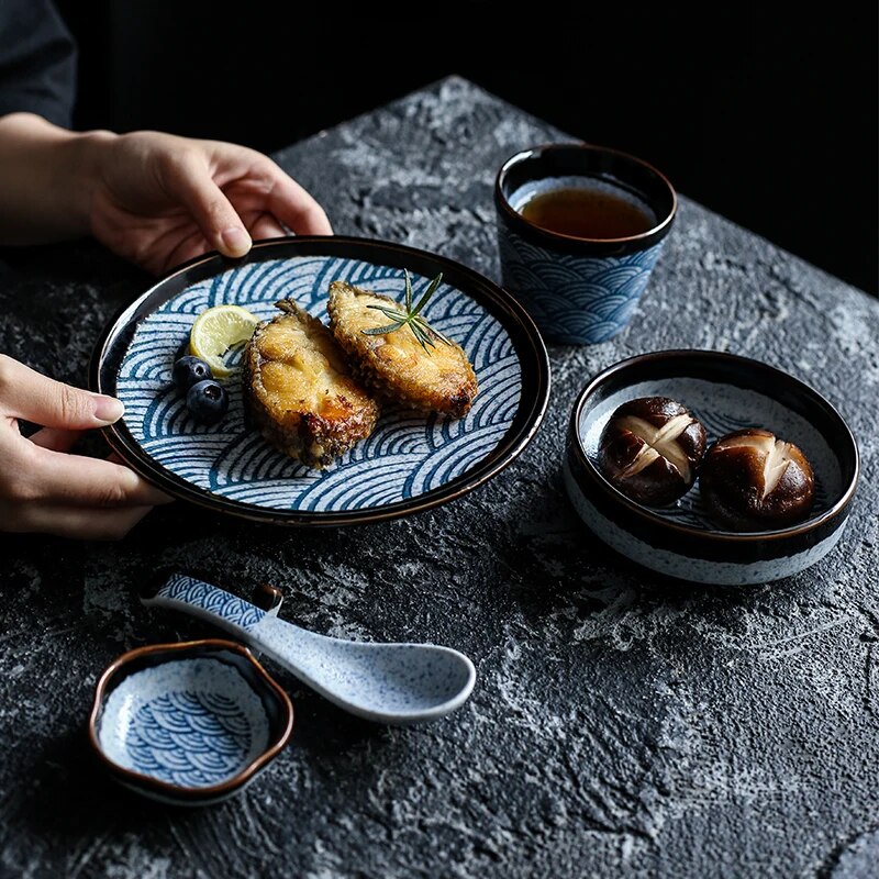 assiette japonaise motifs vagues bleu