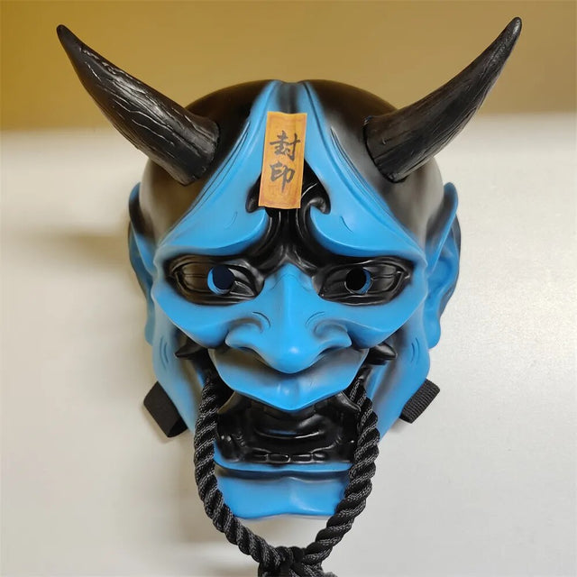 masque japonais bleu