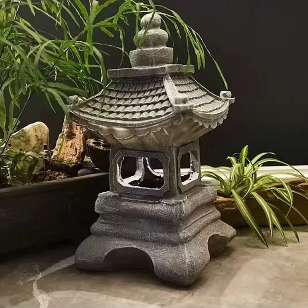 lanterne japonaise traditionnelle jardin