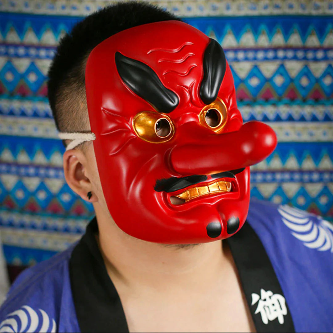 masque tengu japonais traditionnel