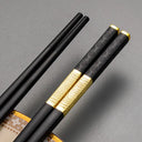 baguettes japonaises traditionnelles de luxe noir et or