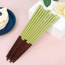 baguettes japonaises en bois peint vert