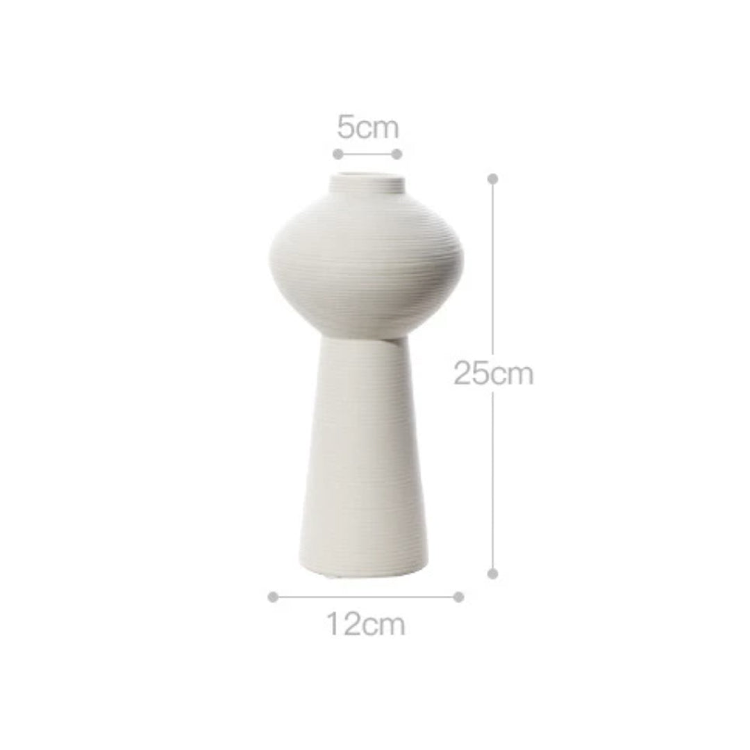 Vase japonais blanc en céramique