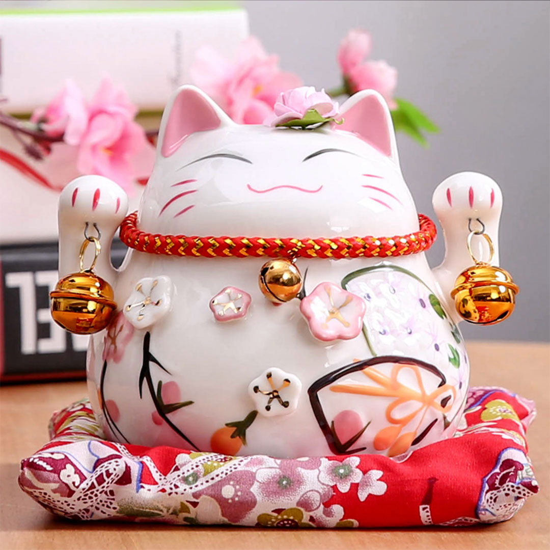 Japanese Lucky Charm Cat Maneki-Neko  In the heart of Japan – Au coeur du  Japon