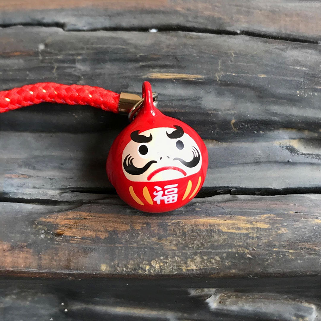 porte-bonheur-japonais-pendentif-daruma