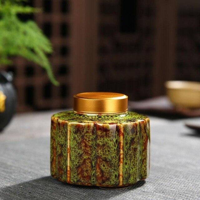 boite-a-the-japonaise-vintage-en-ceramique-verte-petite