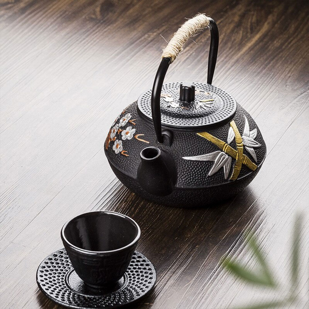 Japanese Flower Teapot  In the heart of Japan – Au coeur du Japon