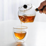 theiere-japonaise-kyusu-traditionnelle-en-verre