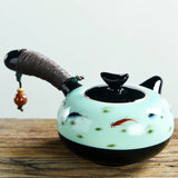 theiere-japonaise-porcelaine-traditionnelle-poisson